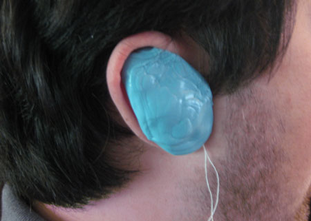 The mold looks like the color of a Smurf!  